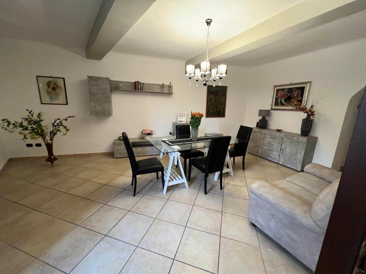 La Rocchetta Villa Sutri Bagian luar foto