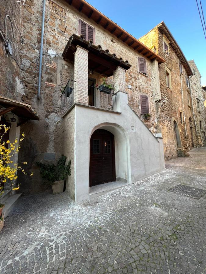 La Rocchetta Villa Sutri Bagian luar foto